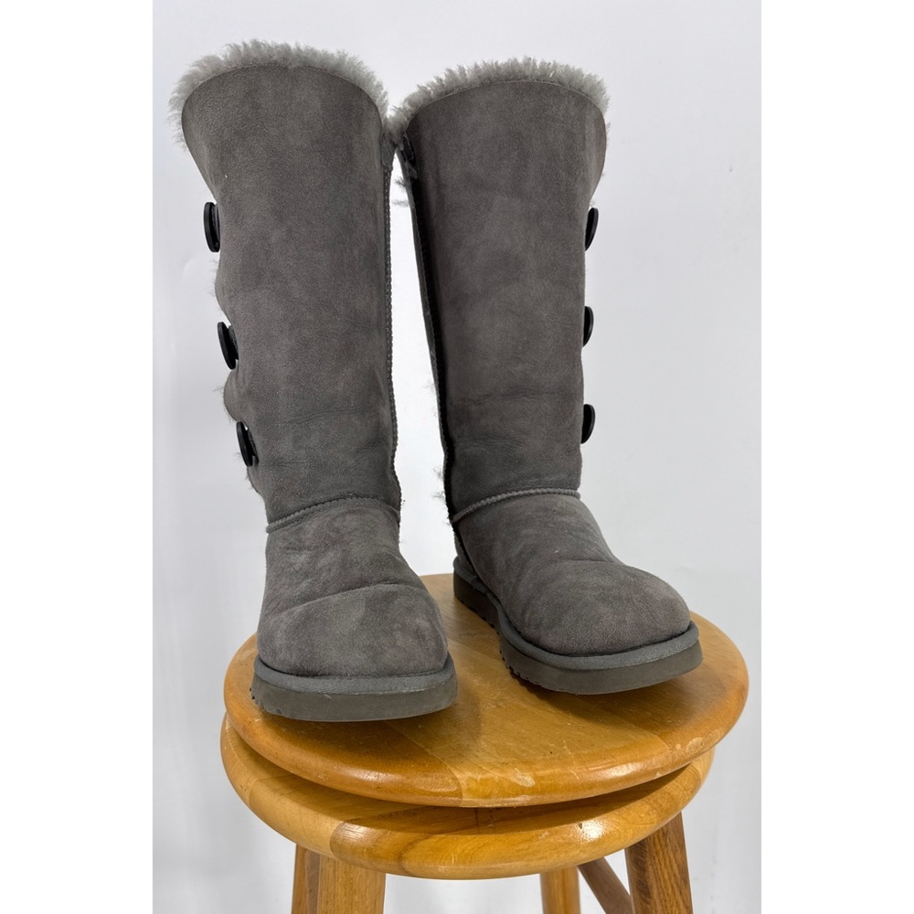Ugg Bailey Triple Bailey Button Gray Boots 9 - image 1